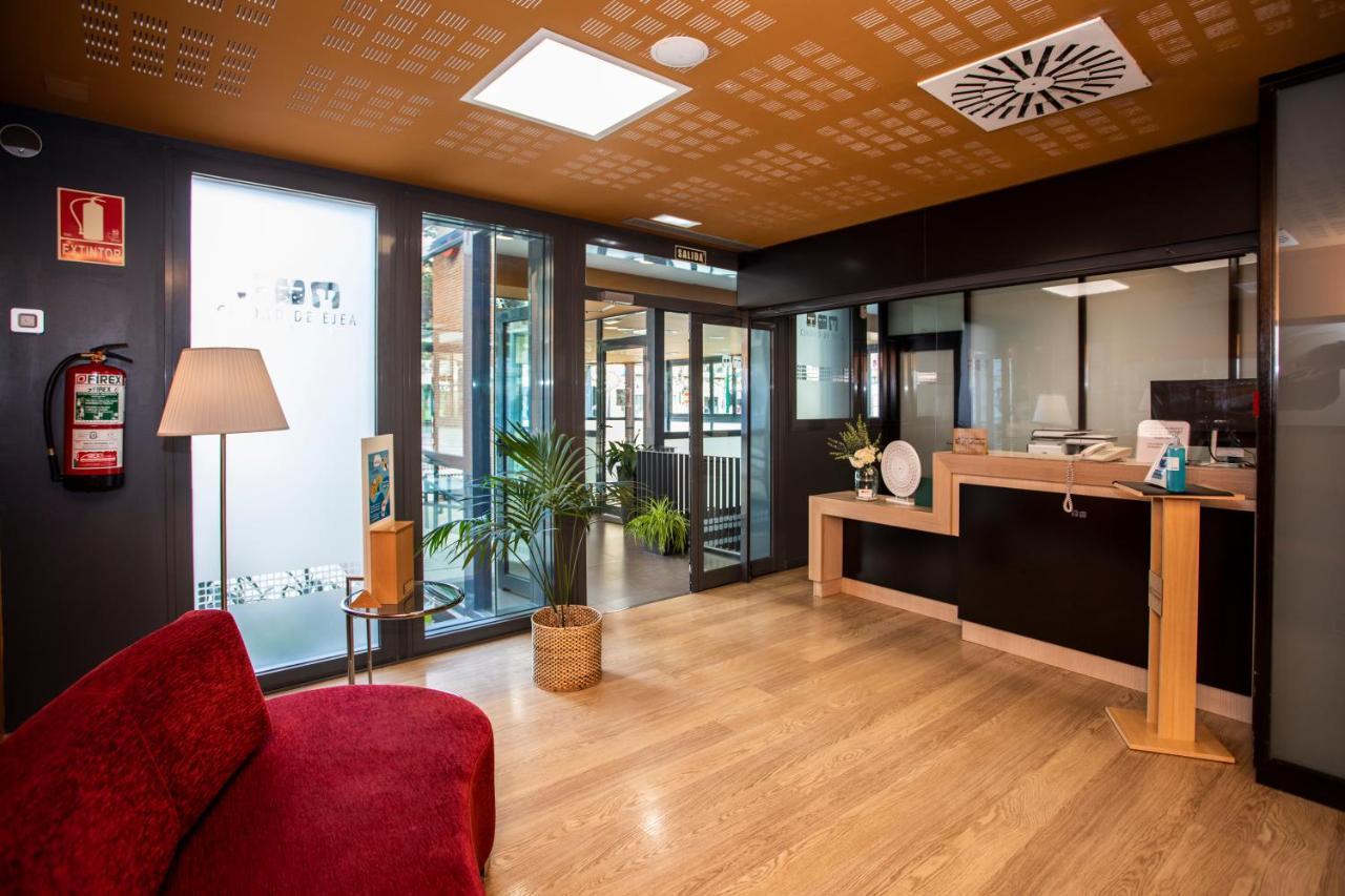 Hotel Ciudad De Ejea Ejea De Los Caballeros Ngoại thất bức ảnh